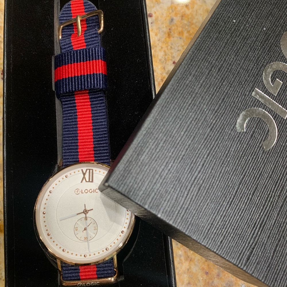 Logic watch unisex. New in box never worn